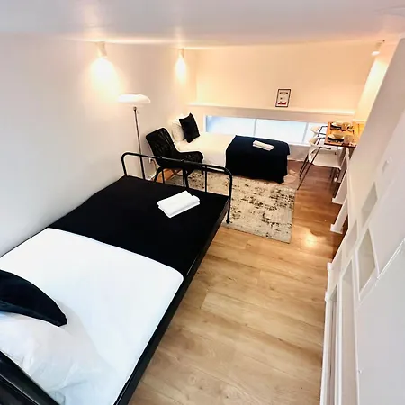 Flat, Location In Town Appartement