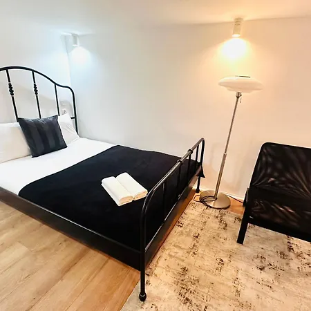 Appartement Flat, Location In Town