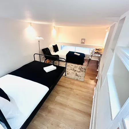 Flat, Location In Town Appartement *