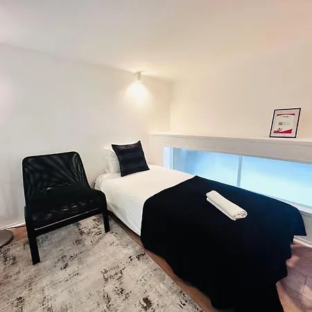 Flat, Location In Town Apartment Lisbon
