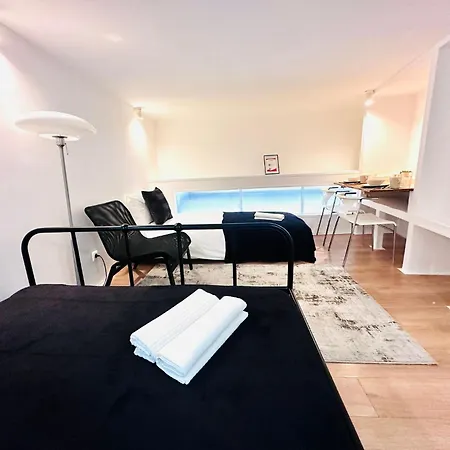 Flat, Location In Town Apartment Lisbon