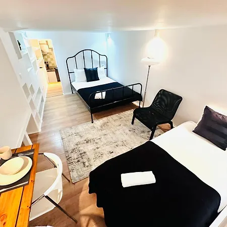 Flat, Location In Town * Lisbon